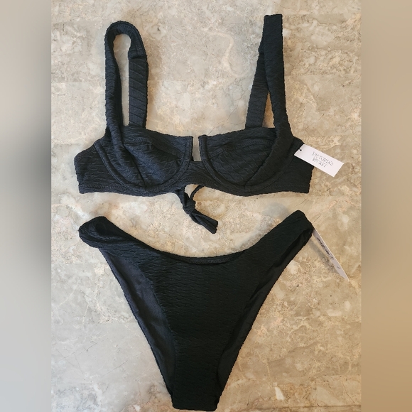 32A/XS VS Swim Full Coverage Bikini Top Brazilian Bikini Set Black - Picture 1 of 11
